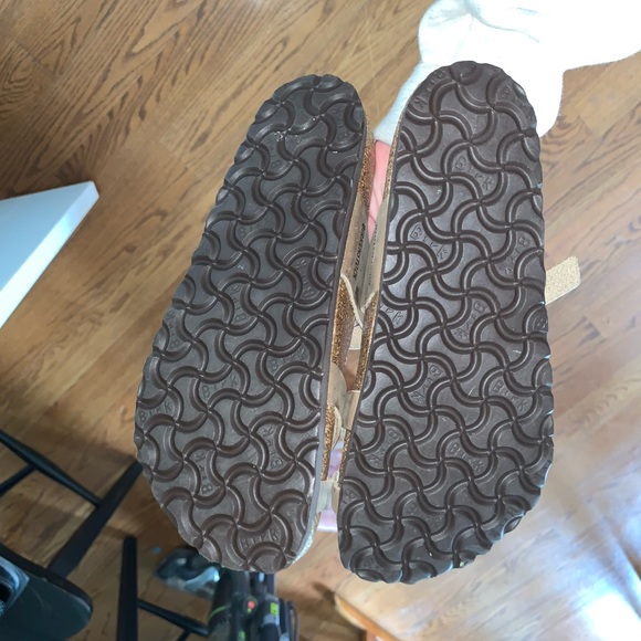 Birkenstock’s (Mayari oiled leather) - Picture 2 of 3